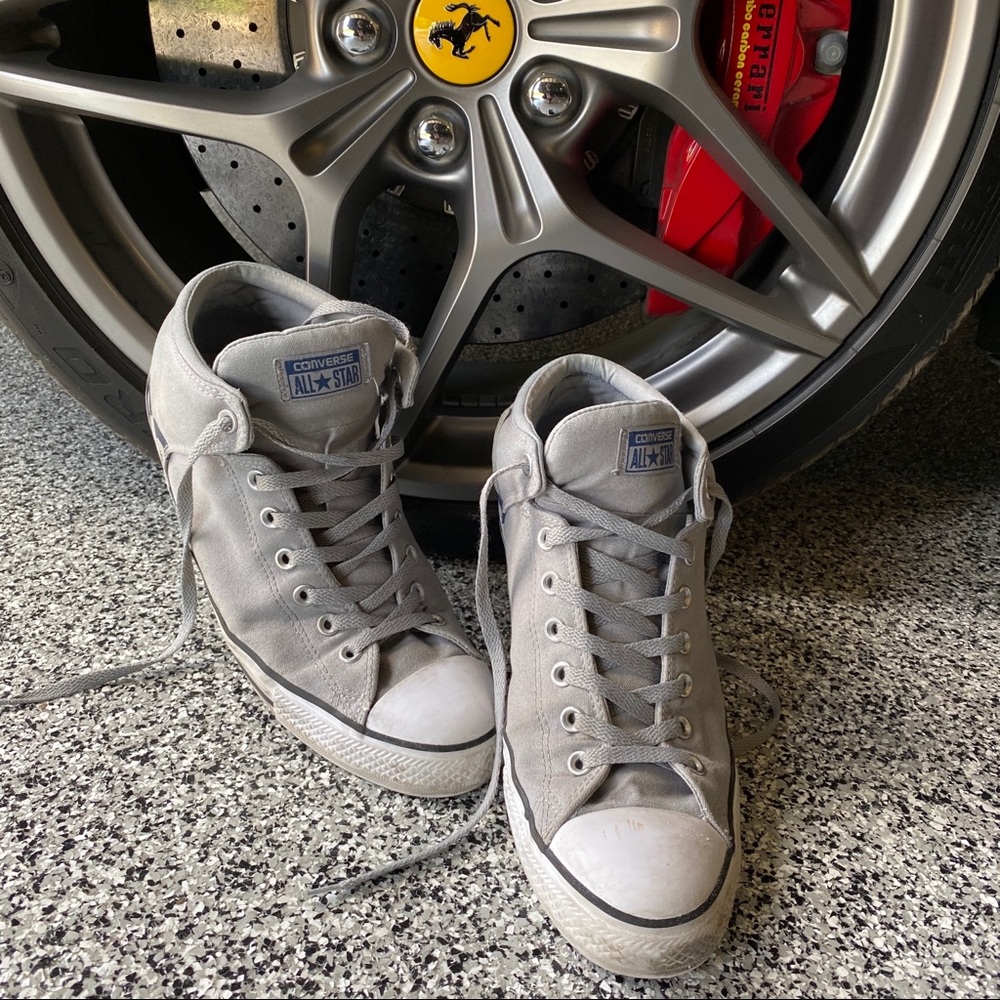 Men’s Converse Mid Tops Size 12